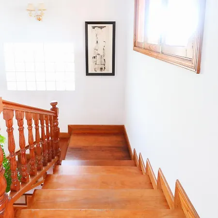 Domingo & Lola's Corner Chalet